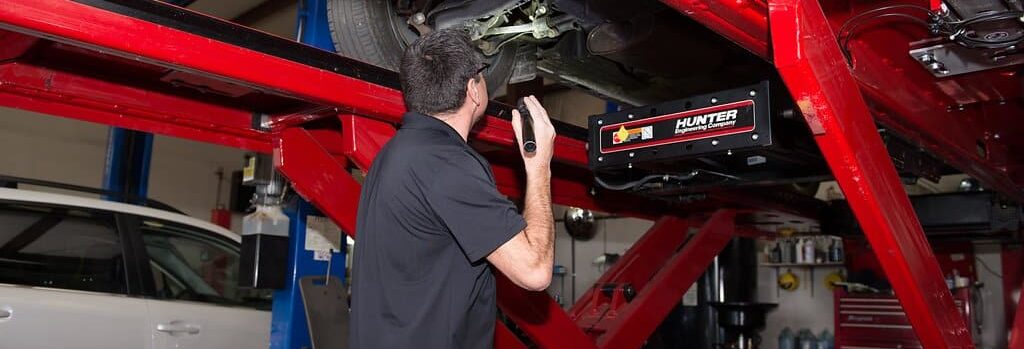 auto repair shop | Derhams Alignment